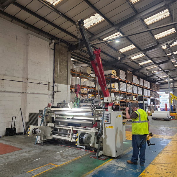 machine moving with a mini crane
