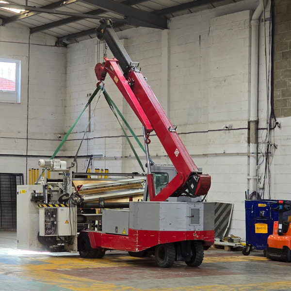 Contract Lifting with mini cranes